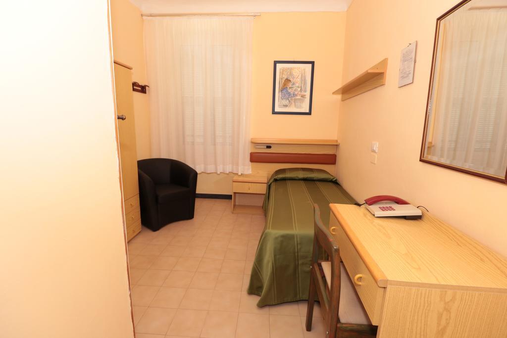 Amelia Hotel