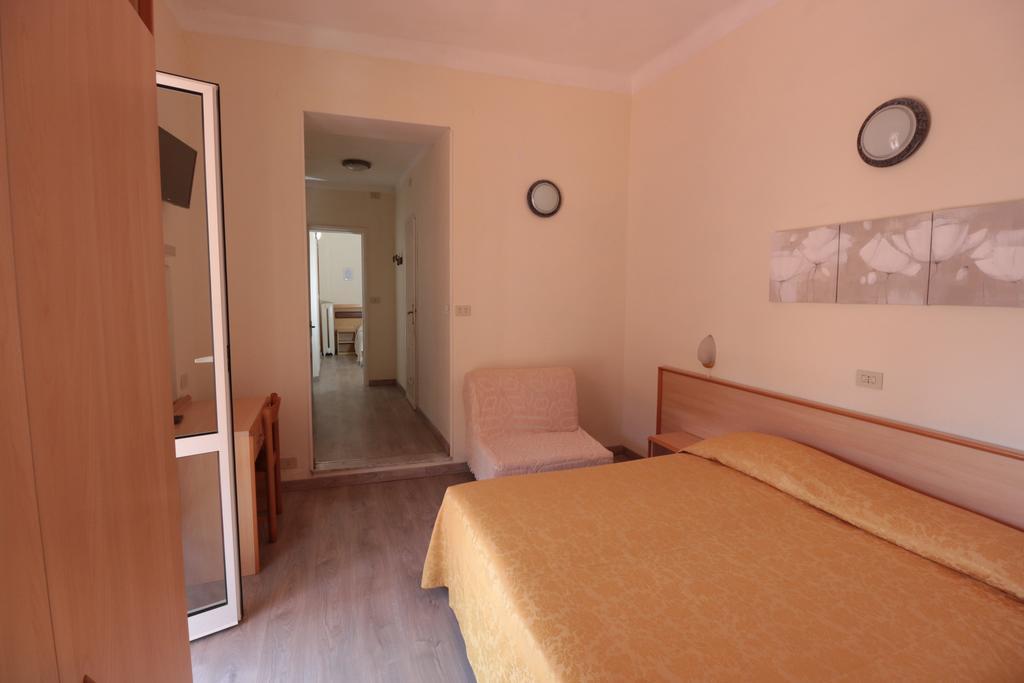 Amelia Hotel