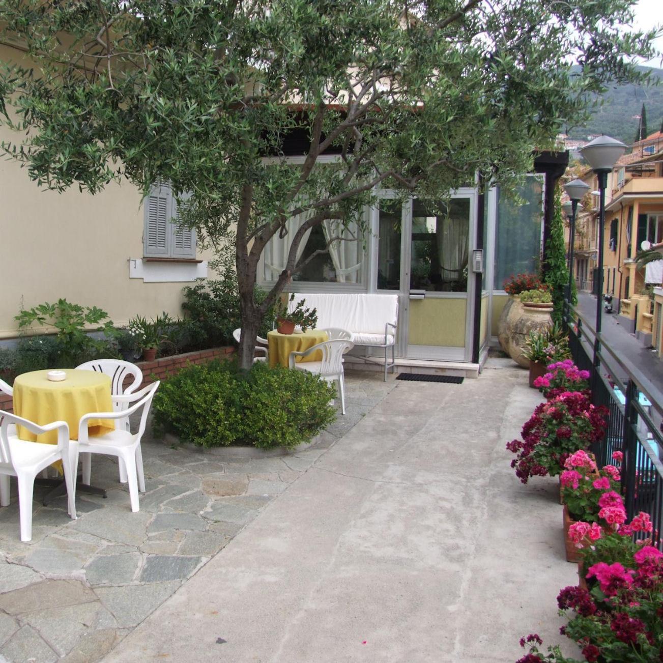 Hotel Amelia Alassio